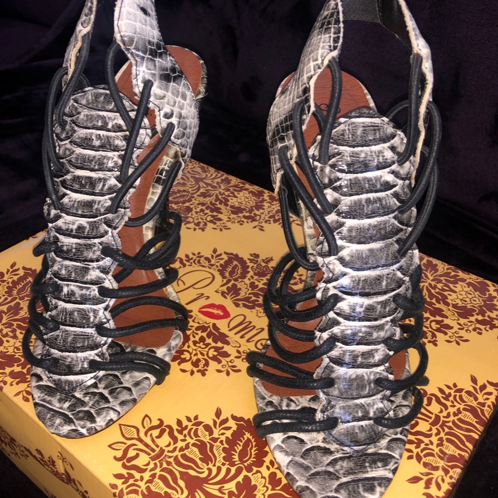 Shoes - Picture 3 of 3